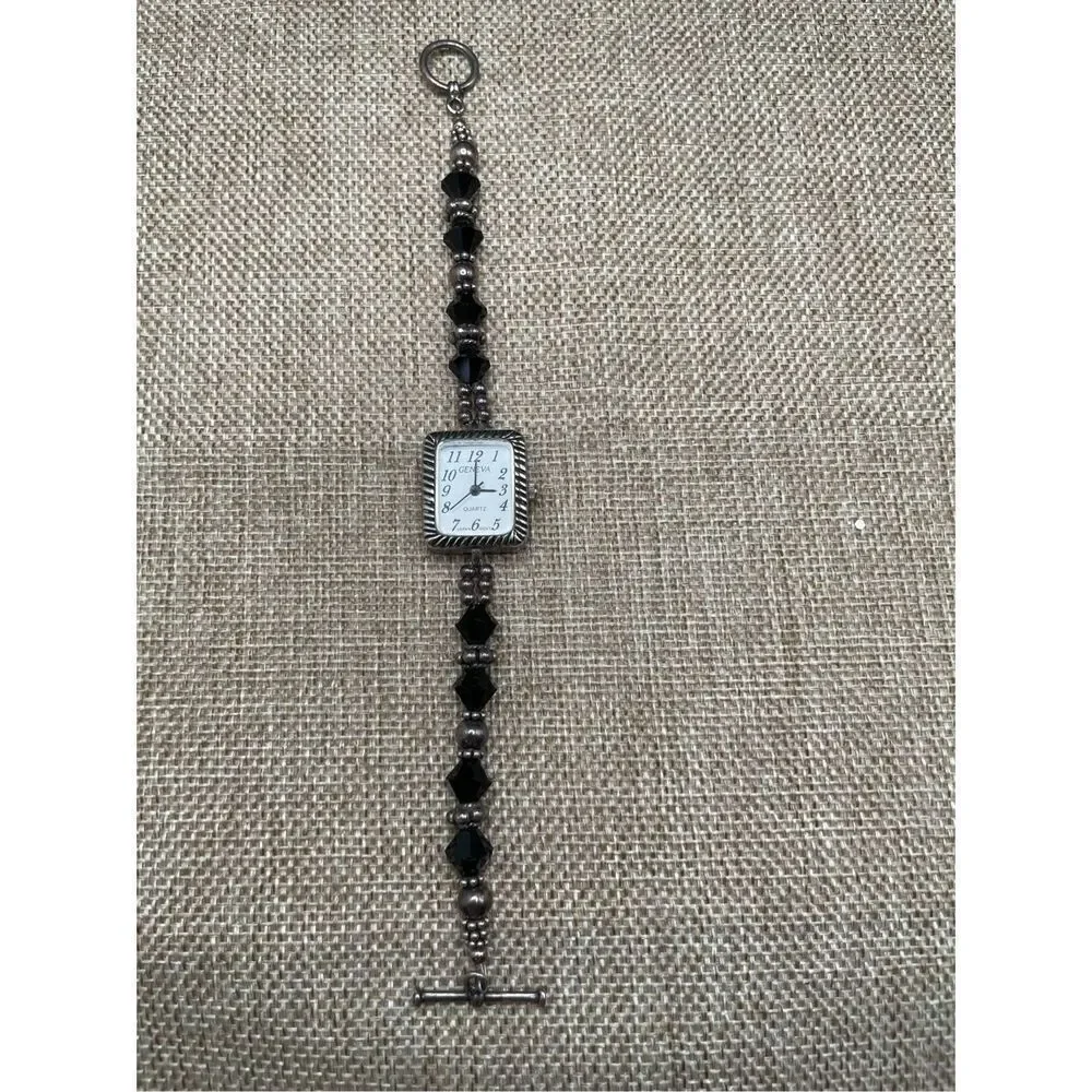 Vintage Geneva Womens Watch Black and Silver Beaded Band Working
